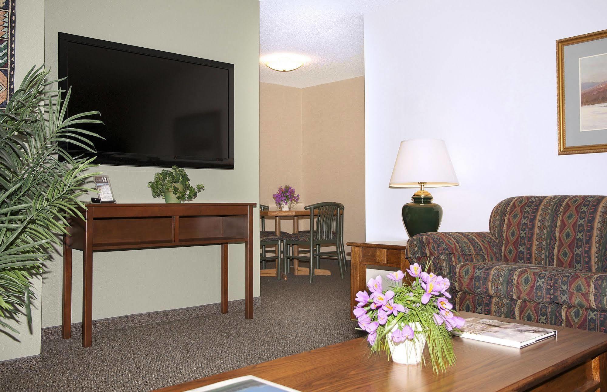 Wedgewood Resort Fairbanks Bagian luar foto